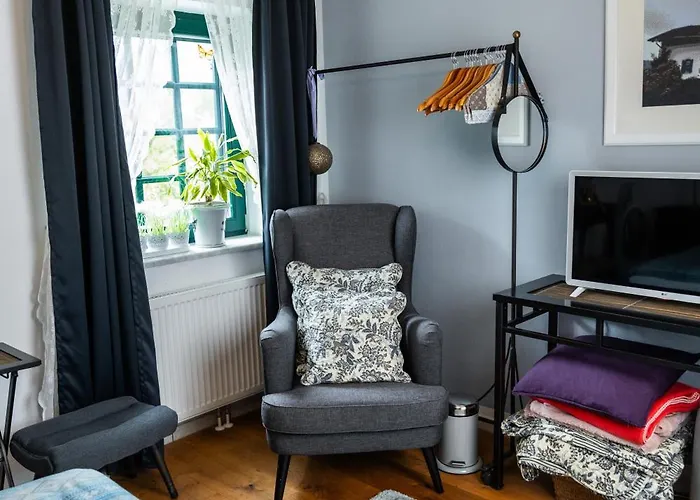 Petra Huber Frühstückspension Vichtenstein